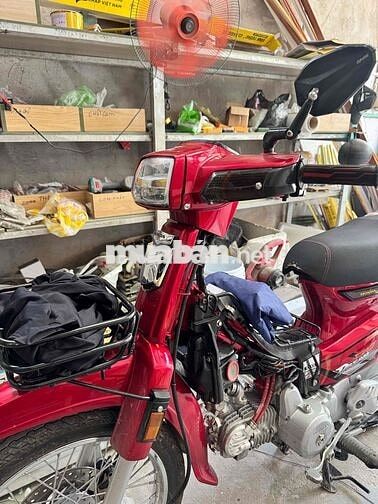 Honda Dream Thái màu Đỏ