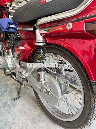 Honda Dream Thái màu Đỏ