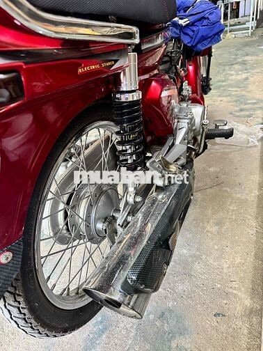 Honda Dream Thái màu Đỏ