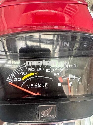 Honda Dream Thái màu Đỏ