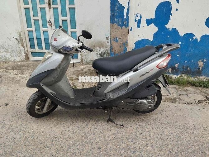 nhà dư bán bớt xe Attila máy êm manh
