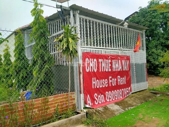 nhà MT Phan Văn Đáng rất tốt, thoảng 