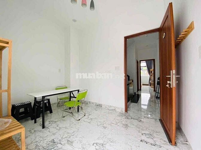 2 PHÒNG NGỦ 2 BAN CÔNG MÁT FULL NT GIÁ CỰC HỜI NGAY CV ĐẦM SEN