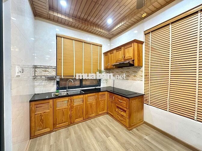 Cho Thuê Nhà Nguyên Căn Có Sân Đậu Ô Tô – 5,5 Triệu/Tháng