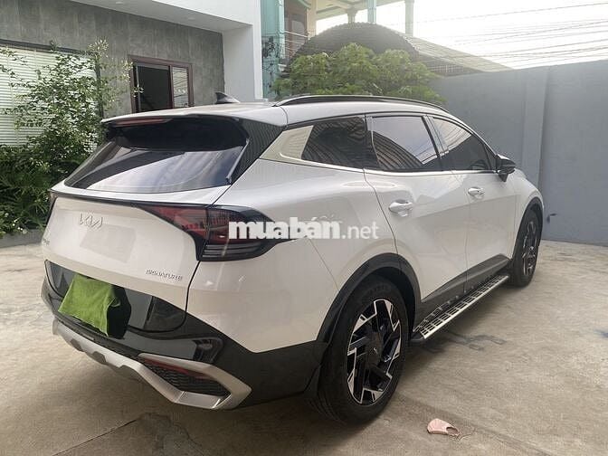 Bán xe Kia Sportage Signature 2.0G 2023 30800 km