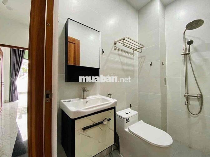 2 PHÒNG NGỦ 2 BAN CÔNG MÁT FULL NT GIÁ CỰC HỜI NGAY CV ĐẦM SEN
