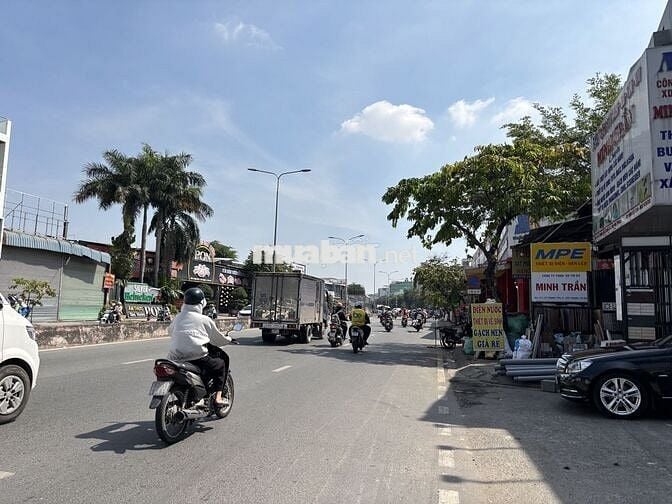 Bán nhà mặt tiền Lê Trọng Tấn - quận Tân Phú. 4x20m - gần Aeon Tân Phú
