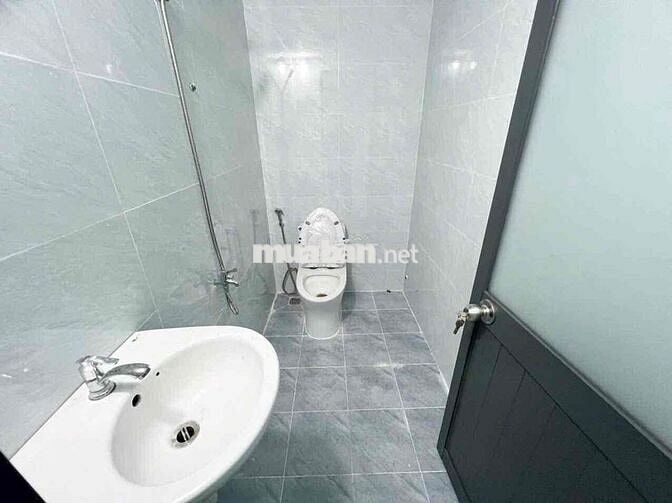 🏡 CHO THUÊ NHÀ HƯƠNG LỘ 2, BÌNH TÂN – GIÁ CHỈ 9 TRIỆU/THÁNG