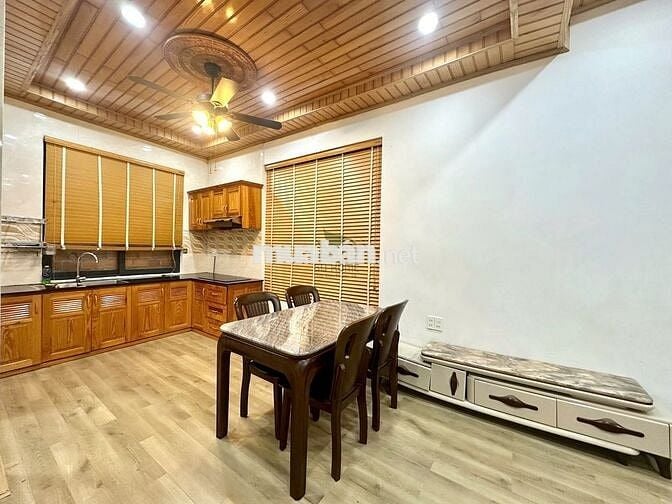 Cho Thuê Nhà Nguyên Căn Có Sân Đậu Ô Tô – 5,5 Triệu/Tháng
