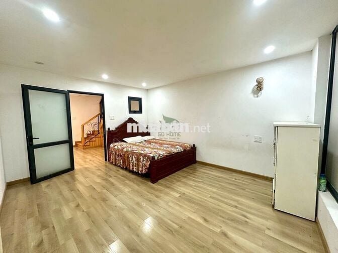Cho Thuê Nhà Nguyên Căn Có Sân Đậu Ô Tô – 5,5 Triệu/Tháng