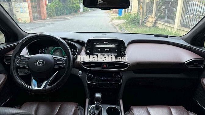 Hyundai Santafe Premium Xăng Tự động Đen