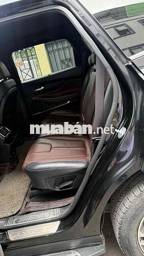 Hyundai Santafe Premium Xăng Tự động Đen