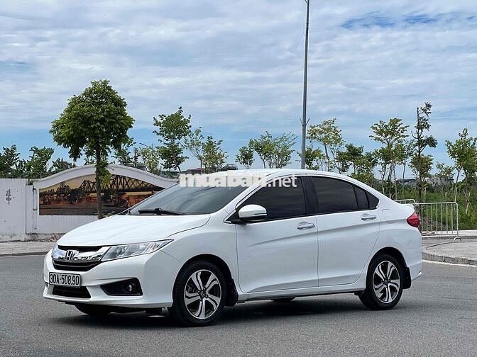 Honda City 1.5AT 2014 Trắng 10 vạn km