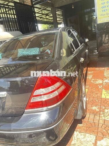 Ford Mondeo Đen Tự động 5 chỗ
