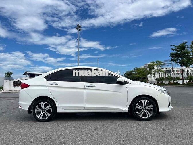 Honda City 1.5AT 2014 Trắng 10 vạn km