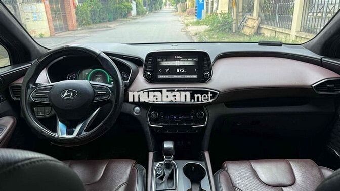 Hyundai Santafe Premium Xăng Tự động Đen