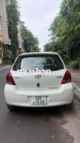 Toyota Yaris 1.3 Tự động Trắng Nhật