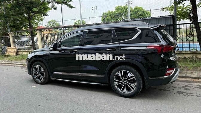 Hyundai Santafe Premium Xăng Tự động Đen