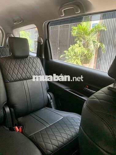 Suzuki XL7 Hybrid 2025 Trắng Ngà - Đen 25.000 km