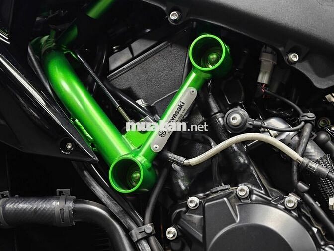 Kawasaki Z H2 SE Supercharged 998cc 