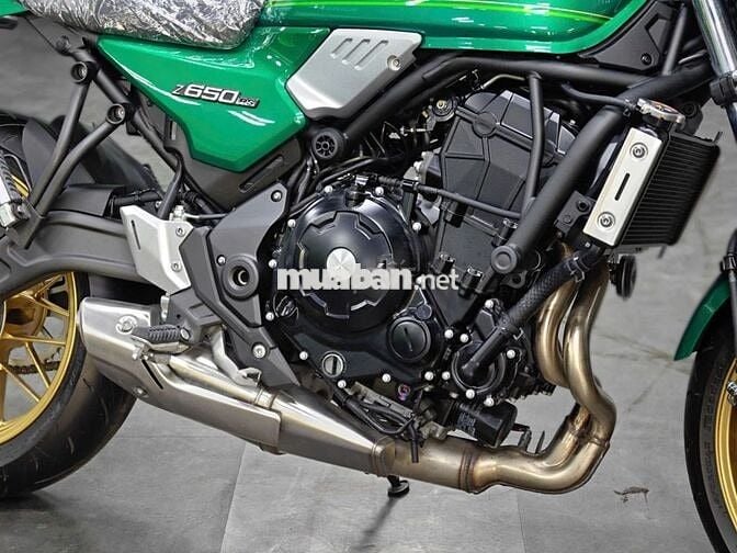 Kawasaki Z650RS 2023 Xanh Candy Emerald 649cc