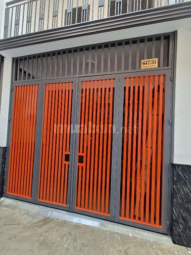 Bán nhà 647/34 Lạc Long Quân , phường Bảy Hiền