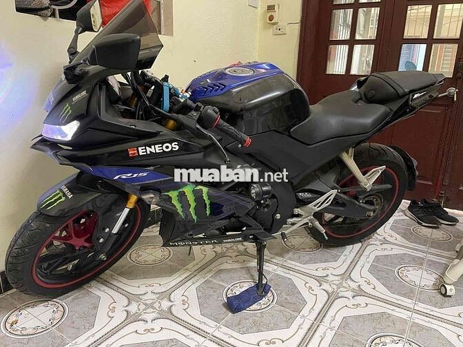 Yamaha R15 Đen Thể thao