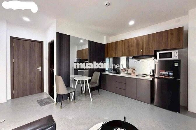căn hộ dịch vụ tách bếp full nt ngay trung tâm Q7