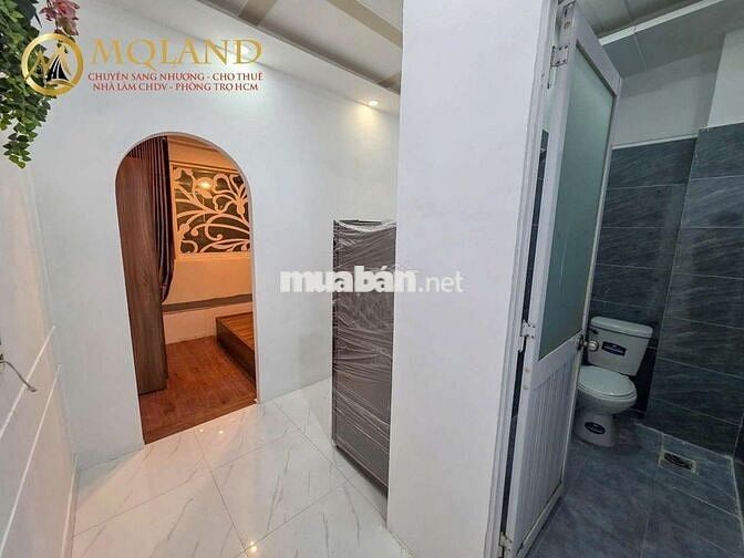 Cho thuê 8 phòng 8 wc làm chdv Giá 27tr Q.Phú Nhuận