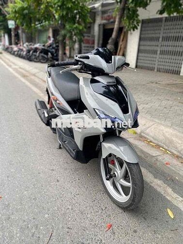 Honda Airblade đời cao êm chất đẹp như hình