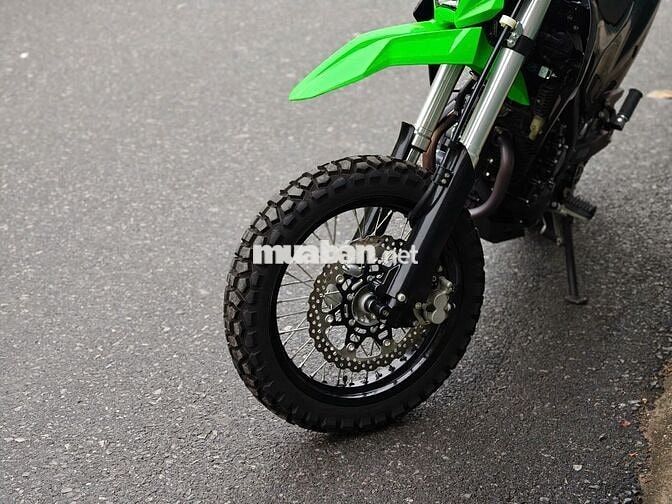 Kawasaki KLX 230 SM 2023 Đen, Xanh lá