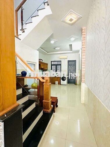  nhà 1 trệt 2 lầu full nội thất cách ngã 6 An Phú 1,5km
