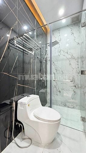 Nhà 4.1x18m 1 trệt 1 lầu 4PN 4WC HXT Nguyễn Văn Yến - Tân Phú