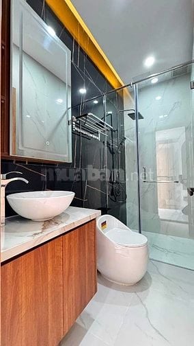 Nhà 4.1x18m 1 trệt 1 lầu 4PN 4WC HXT Nguyễn Văn Yến - Tân Phú