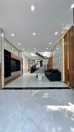 Nhà 4.1x18m 1 trệt 1 lầu 4PN 4WC HXT Nguyễn Văn Yến - Tân Phú
