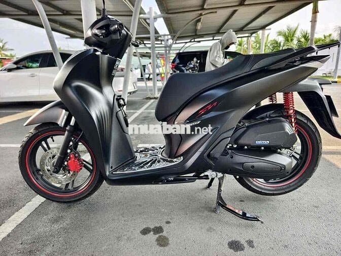Honda SH 160i ABS Đặc biệt Đen nhám 5000km