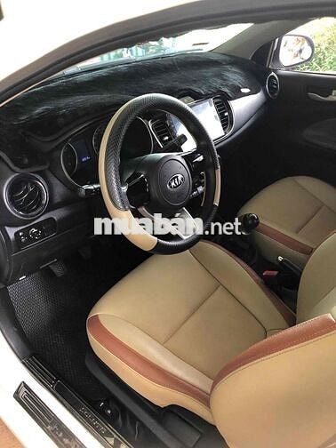 Kia Soluto Trắng 5 chỗ ghế da