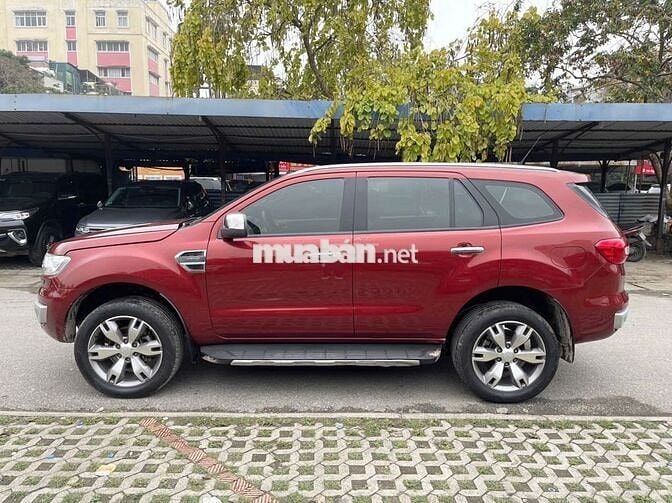 Ford Everest 2016 2.2 AT Titanium 4x2 Đỏ 10 vạn km