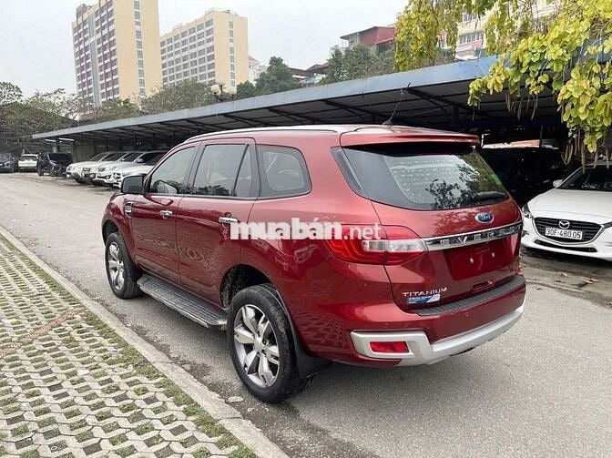 Ford Everest 2016 2.2 AT Titanium 4x2 Đỏ 10 vạn km