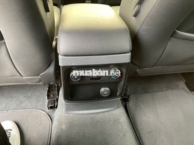 Ford Everest 2016 2.2 AT Titanium 4x2 Đỏ 10 vạn km