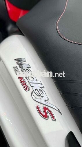 Piaggio Medley S125 2023 8000km Trắng