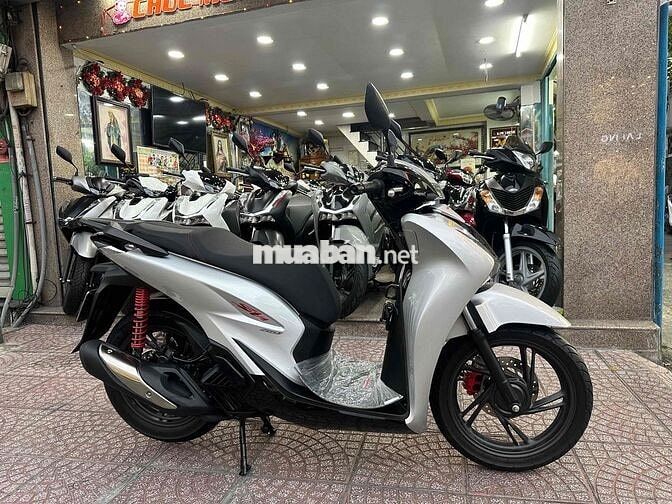 Honda SH 160i ABS 2023 Bạc Porsche BSTP Chính Chủ
