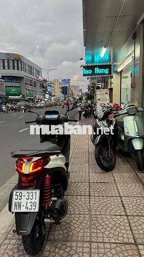 Piaggio Medley S125 2023 8000km Trắng