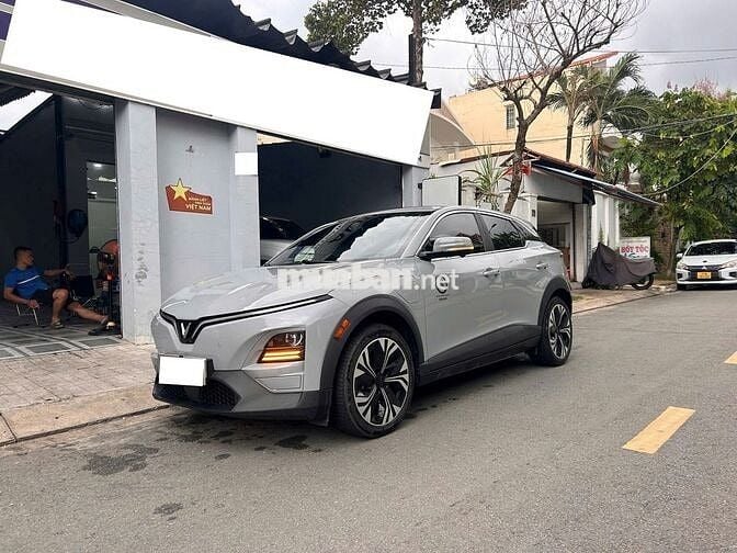 VF6 PLUS (BẢN MỸ) 26 - SƠN ZIN CẢ XE