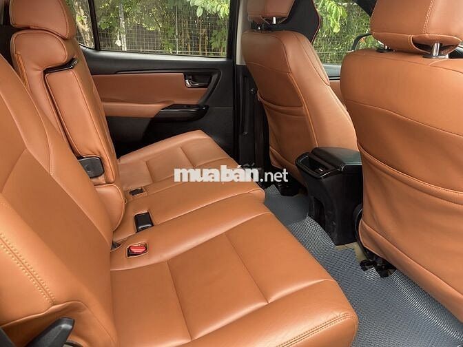 Toyota Fortuner Máy dầu Số sàn 120.000 km
