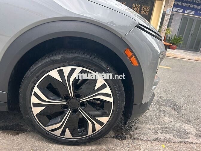 VF6 PLUS (BẢN MỸ) 26 - SƠN ZIN CẢ XE