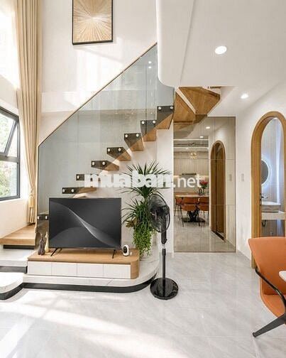 NHÀ XÂY MỚI 100% -  NGAY NGÃ 4 HÀNG XANH - 4 TẦNG • 3PN • DTSD 100M2