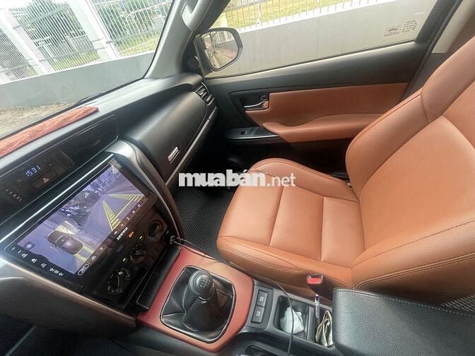 Toyota Fortuner Máy dầu Số sàn 120.000 km