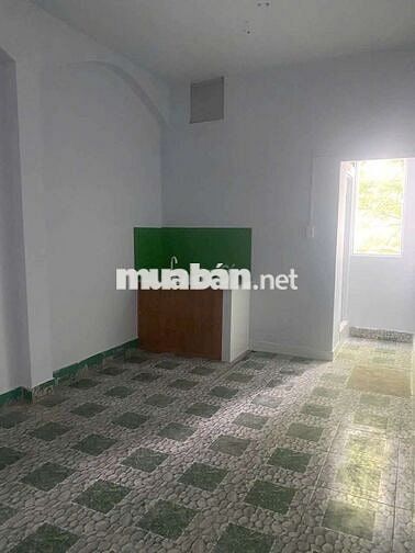 PHÒNG MỚI RỘNG 25M2 SẲN MÁY LẠNH MỚI