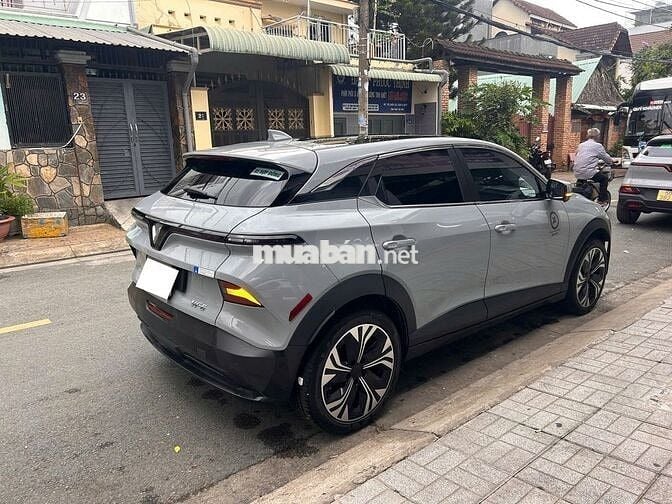 VF6 PLUS (BẢN MỸ) 26 - SƠN ZIN CẢ XE